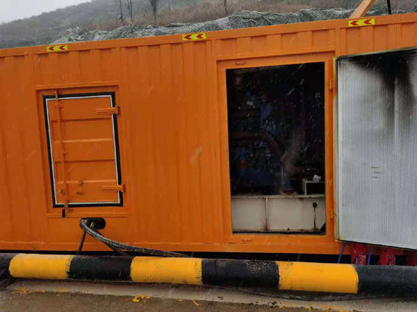 高邑发电机出租 柴油发电机组电压低报警怎么办?