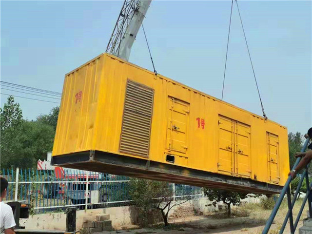 高邑300KW柴油发电机组油耗是多少？